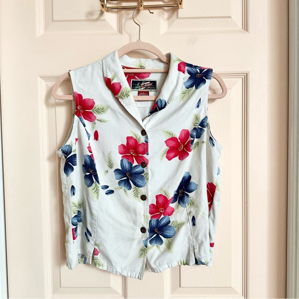 Sleeveless Floral Button-Front Top - Blue & Pink